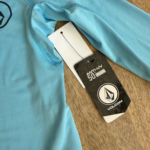 Volcom Kids Toddler Swim Rashguard Set - Light Blue and Multicolor NWT 4T - Picture 9 of 13
